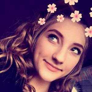 Meet your Posher, Brianna